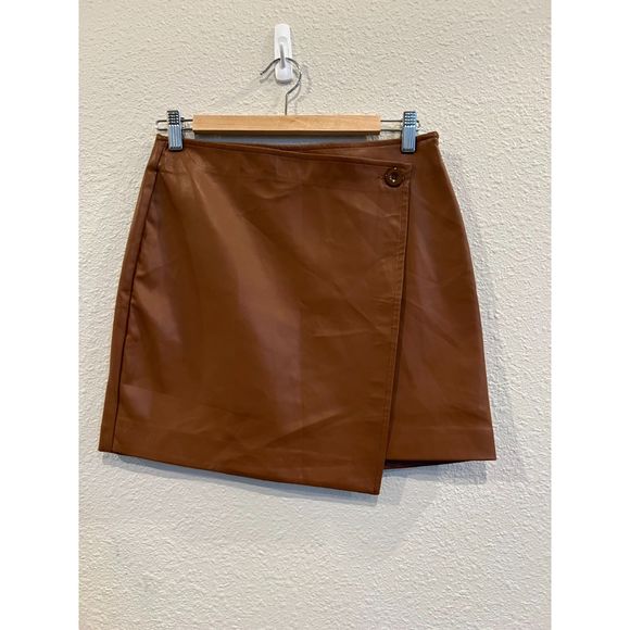 Vici Brown Faux Leather Mini Skirt Brown Size Medium a985 - Picture 4 of 8